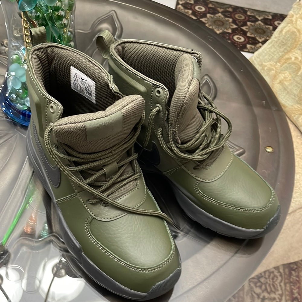 Nike Air Max Goaterra 2.0 Cargo Khaki Dark Smoke Grey Boots